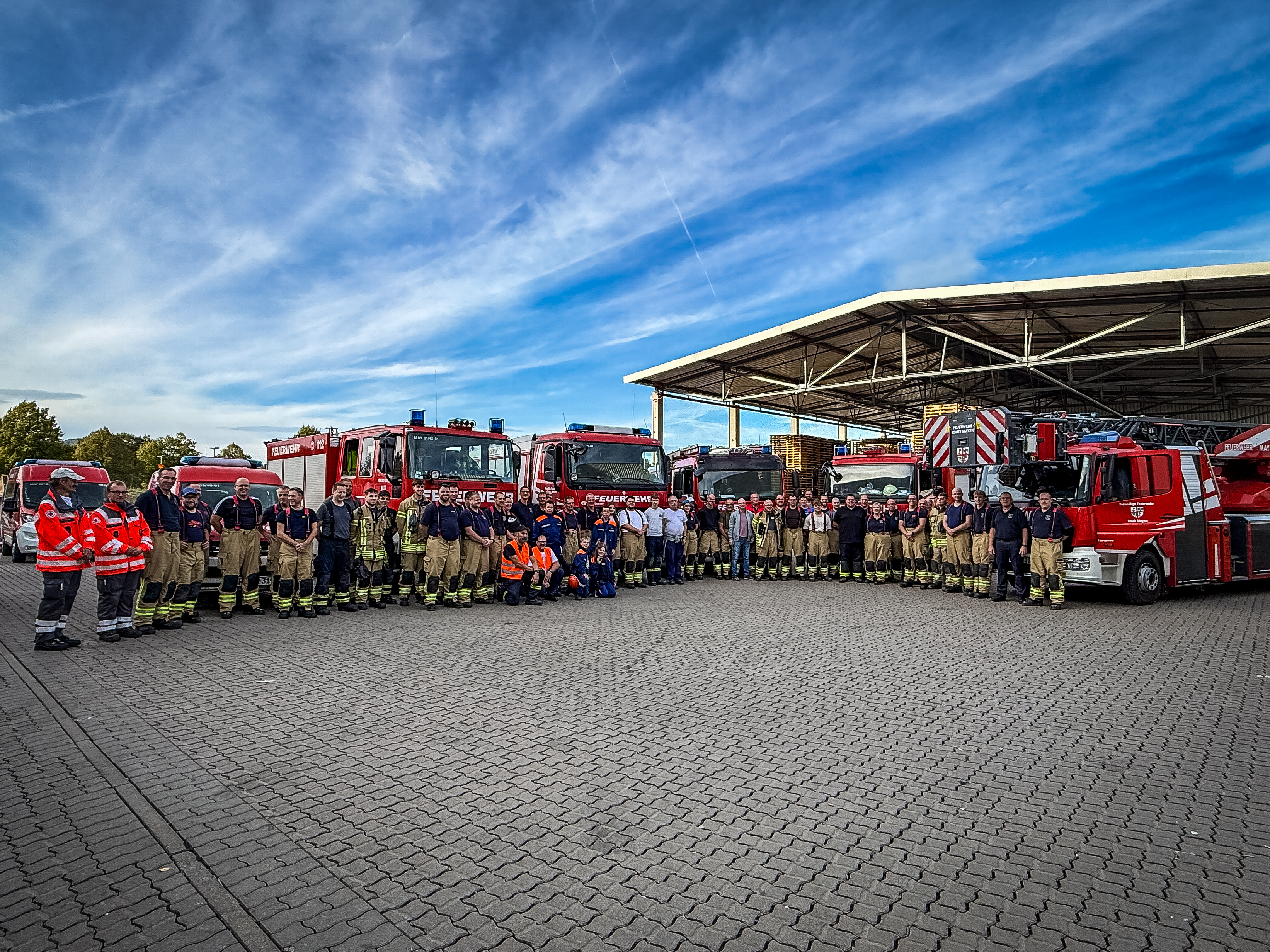 Jahresabschlussübung Feuerwehr Mayen bei Brohl Wellpappe